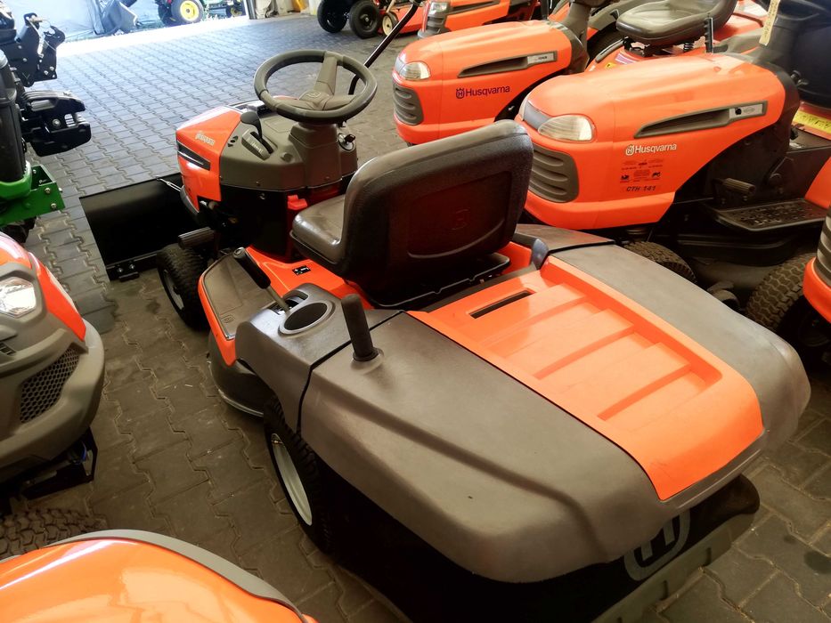 Kosiarka traktorek ogrodowy Husqvarna , Briggs , kosz , wybór