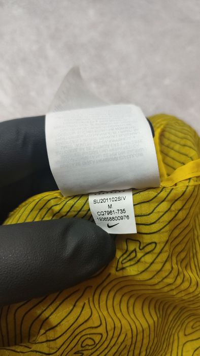 Чоловіча вітровка Nike Windrunner Trail Jacket (Speed Yellow)