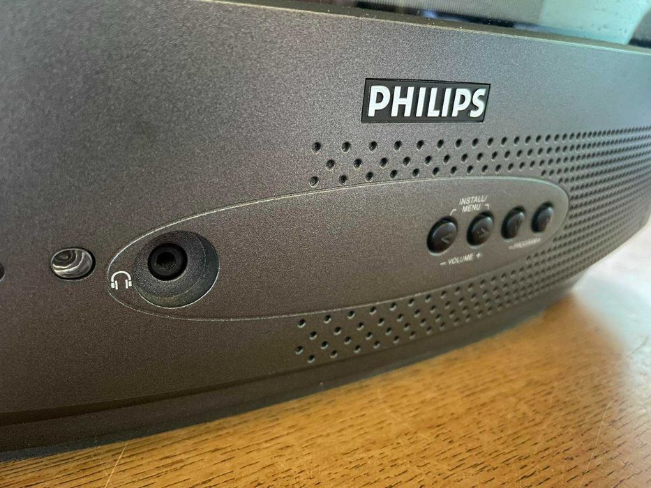 телевізор маленький