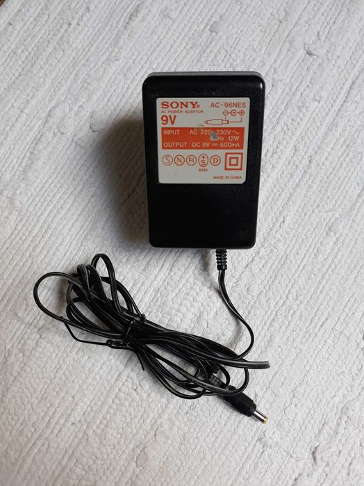 Adaptador Sony Walkman / Discman 9v