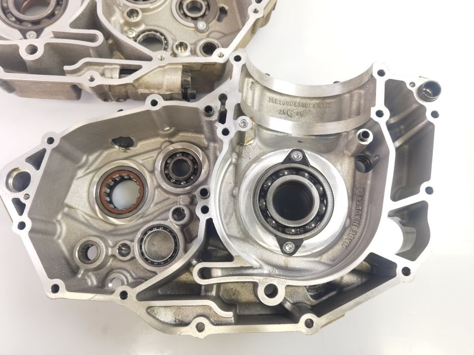 Kartery silnika KTM EXC 400, 09R