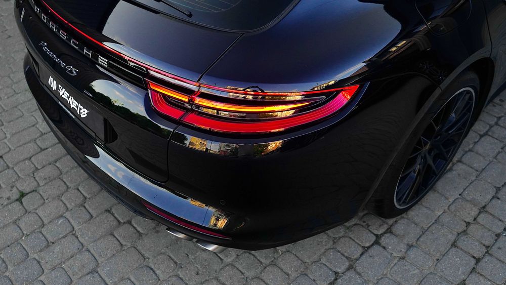 Porsche Panamera 2017 VIN WP0ZZZ97ZJL190287 фото оголошення 9 з 24