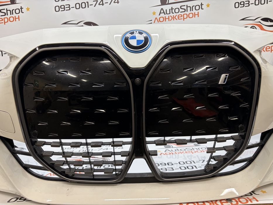 Бампер передний комплектный М-пакет BMW i4 g26 в цвет 300