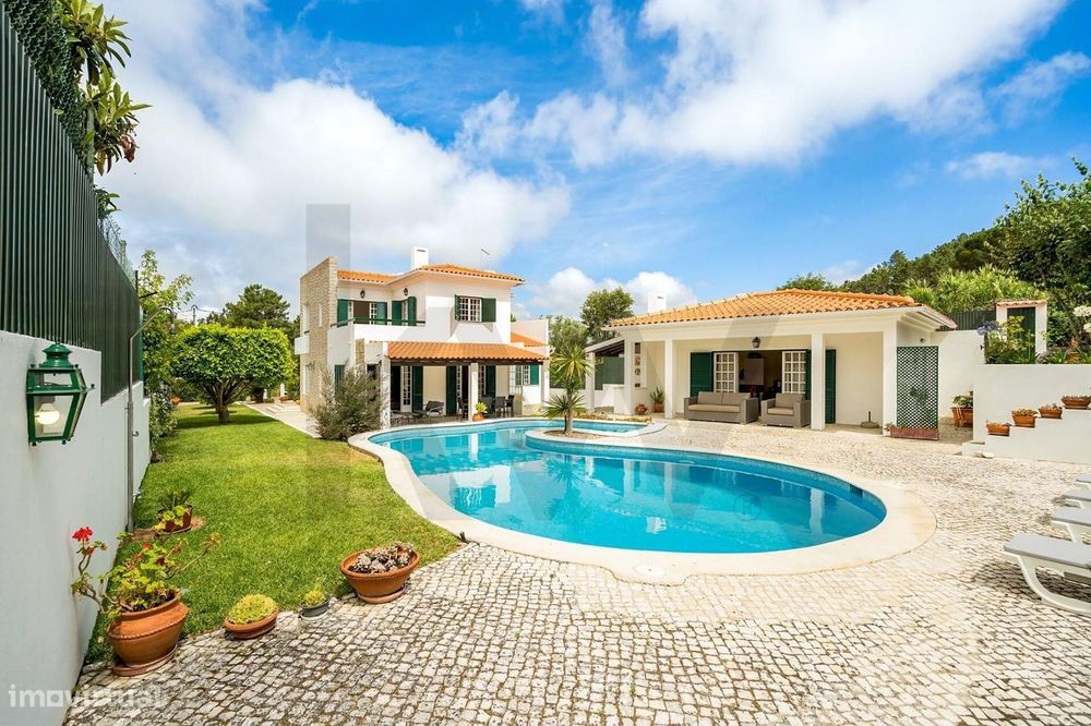 Moradia T4 com piscina e lote de 1.000 m2 | Sesimbra