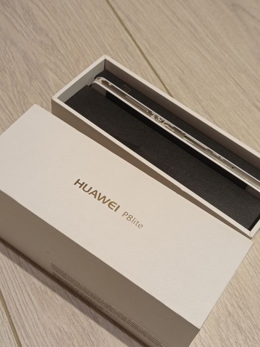 Telefon Huawei P8 lite