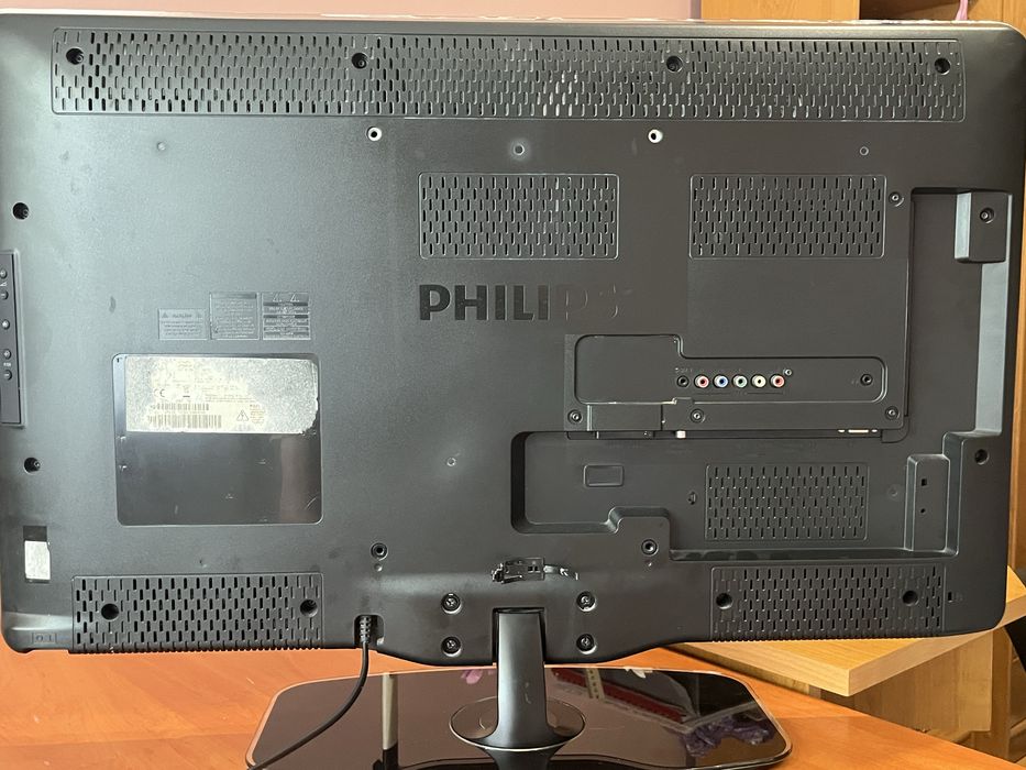 Телевізор Philips 32PFL6605H/12
