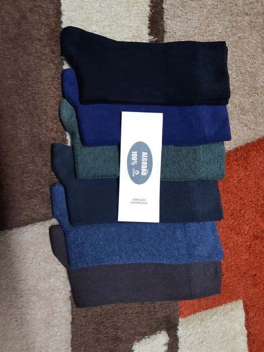 12 pares de meias novas, nunca usadas