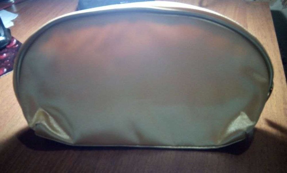 Косметичка Avon Эйвон