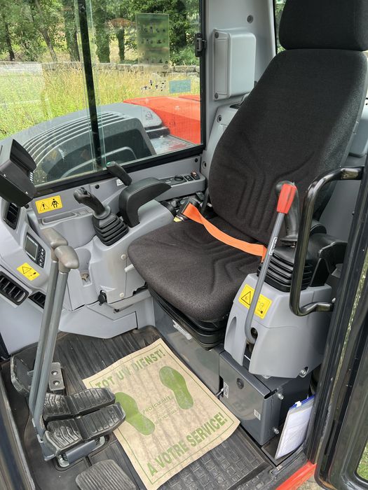 Kubota kx080.  1160horas 3 baldes