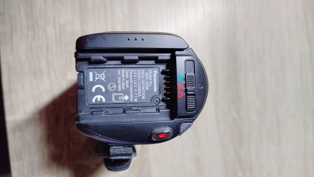 Відеокамера Panasonic HDC-SD66 , акумулятор VW-VBK180
