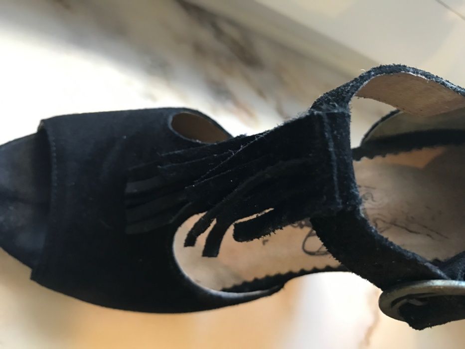 Sandálias Fly London