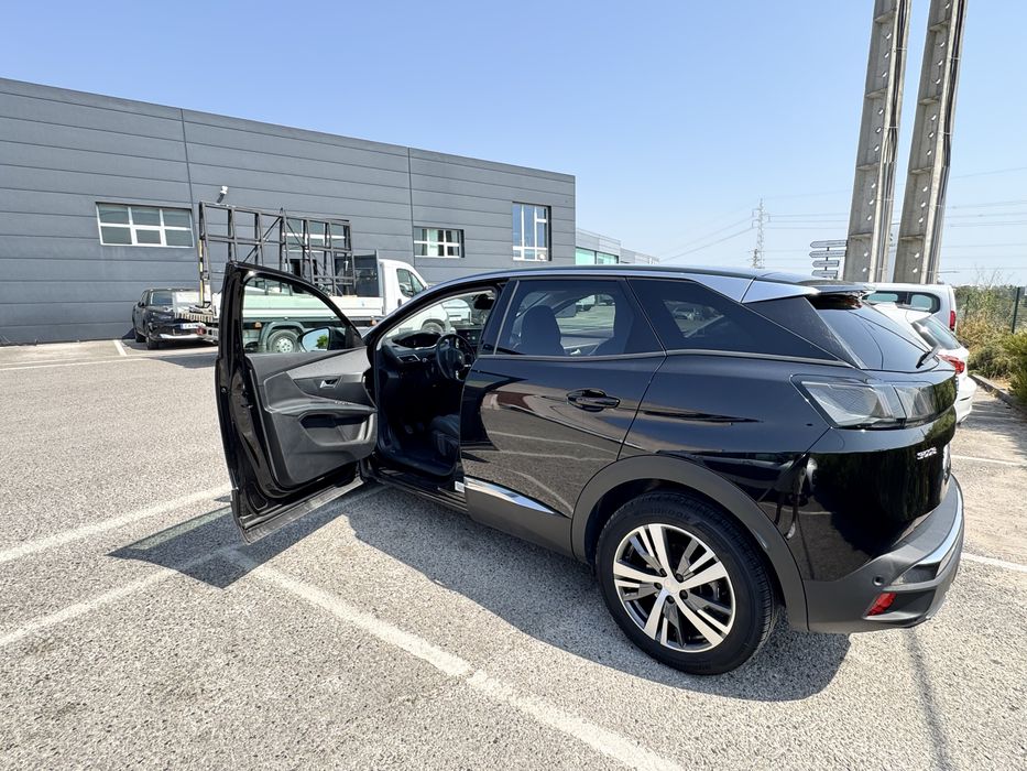 Peugeot 3008 1.5 BlueHDi Allure Pack – 2022 | Nacional
