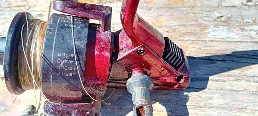 Carretos com fio de pesca várias marcas