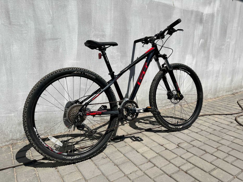 Велосипед GT Avalanche Comp 2016, 27.5" XS