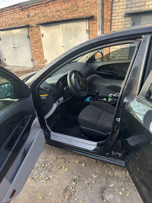 Продам кіа сід .