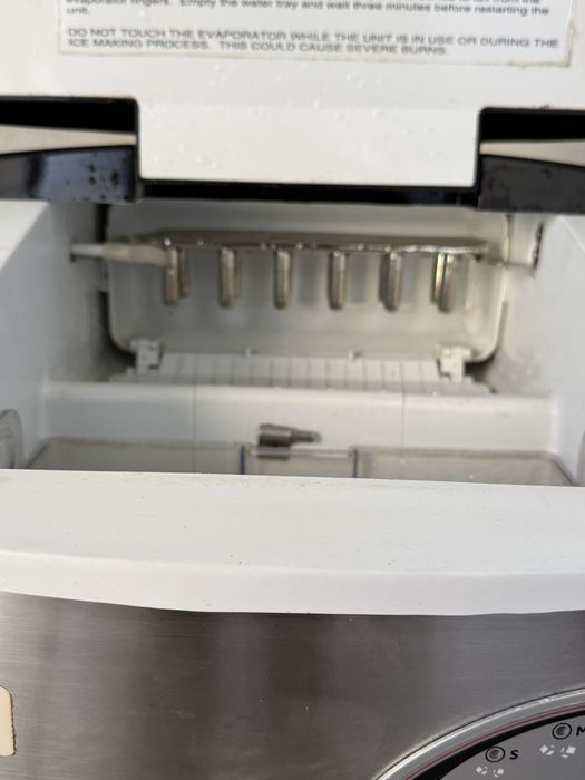 Льодогенератор Професійний  Frosty HZB-15-S Італія