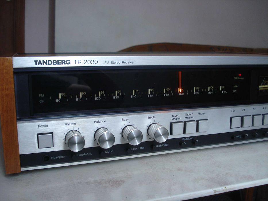 Ресівер "Tandberg" TR 2030