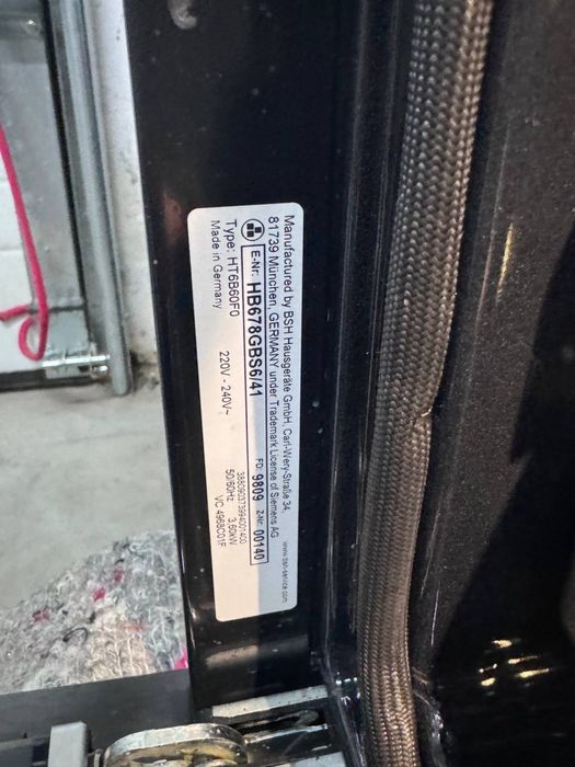 Духова шафа Siemens HB678GBS6