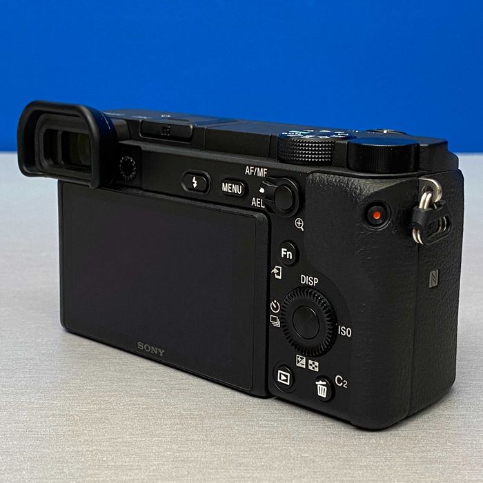 Sony Alpha A6400 (Corpo) - 24.2MP