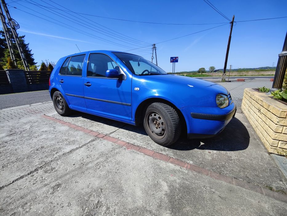 Sprzedam Volkswagen Golf IV z 2000 roku