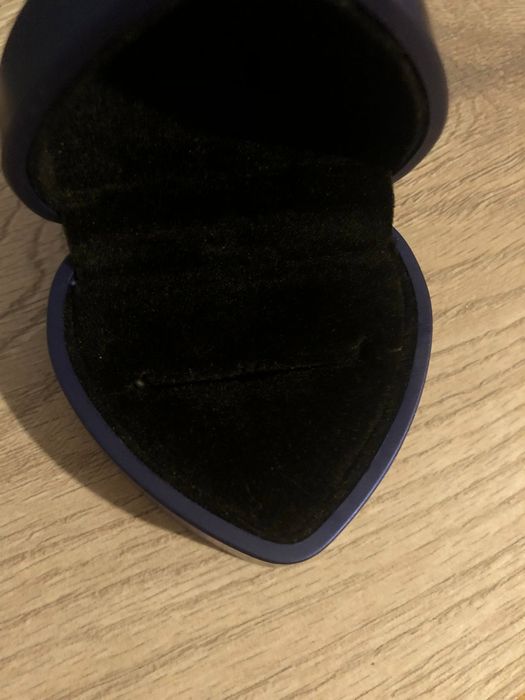 Коробка під каблучку