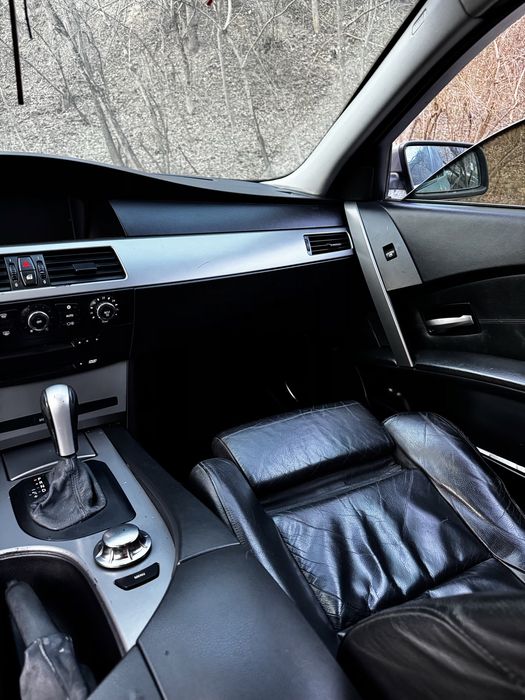 Продам BMW 530D (E60)