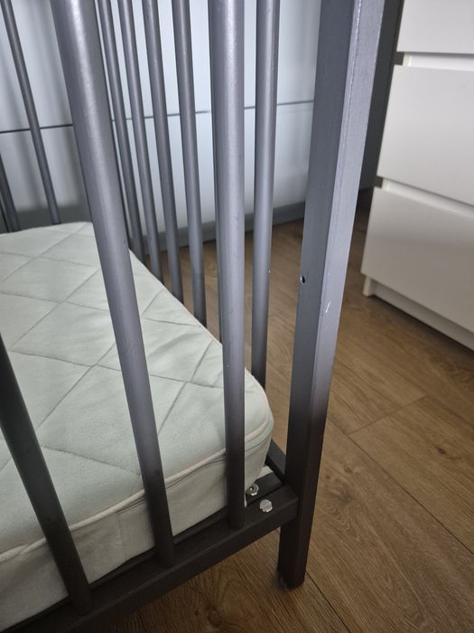 Łóżeczko niemowlęce Ikea + materac