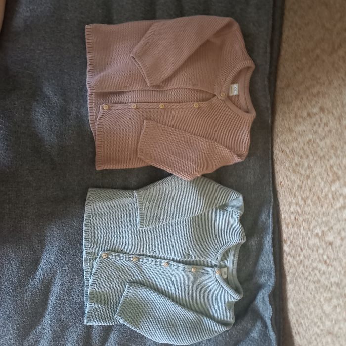 Кардигани H&M для двійняток