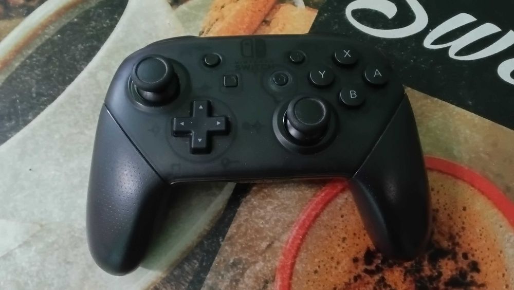Nintendo Switch Controller447258803474933760