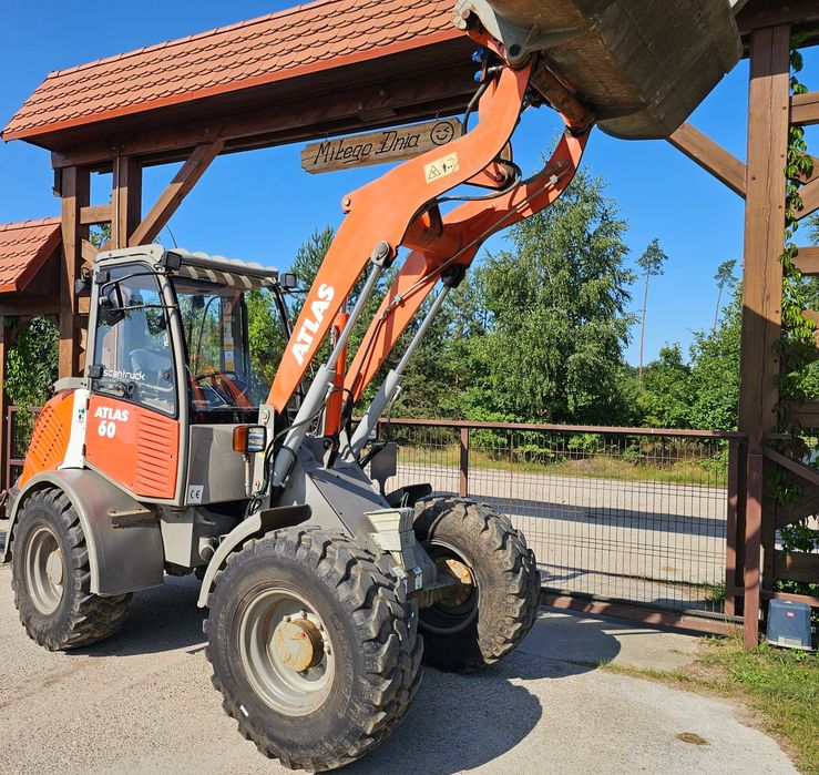 Ładowarka Atlas AR60 2013R 4500h nowe opony łyżka widły stan idealny - przegubowa ORYGINAŁ