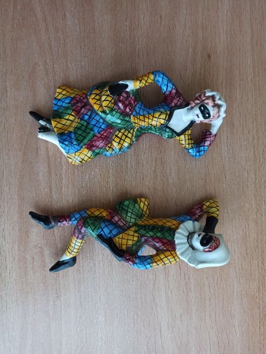 Pequenas estatuetas italianas