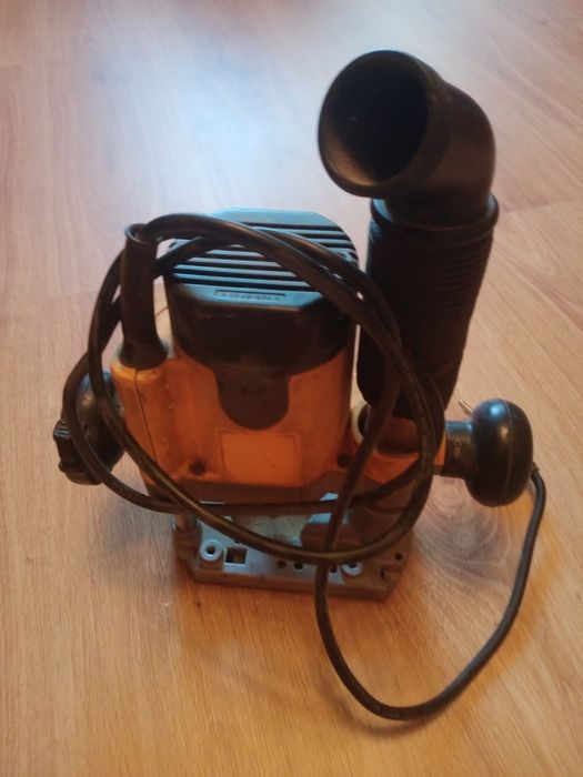 Фрейзер DeWalt DW 621