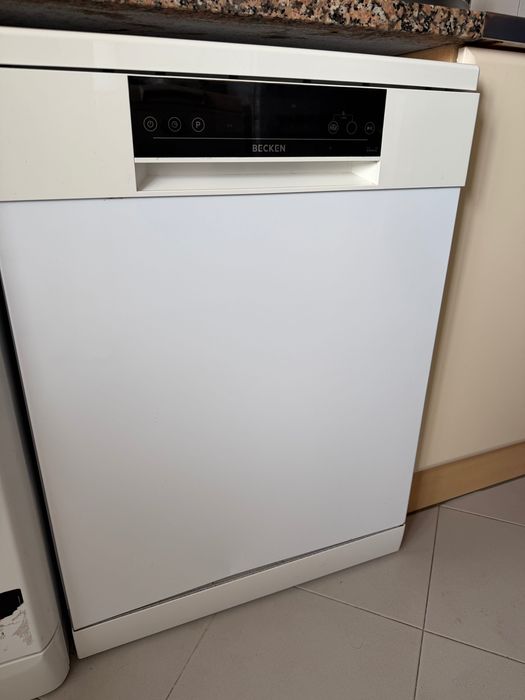 Máquina de lavar loiça Becken