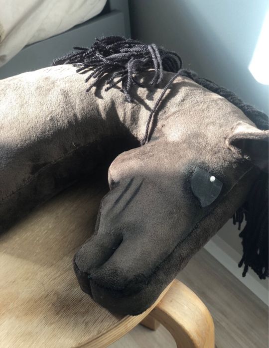Hobby horse gniady z ogłowiem