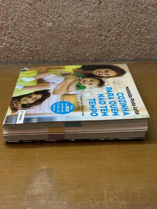 Livro "Cozinha Para Quem Não Tem Tempo"