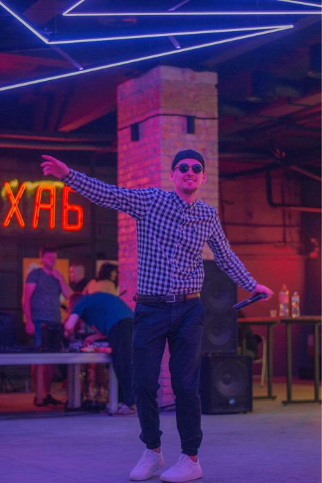Ведучий на ваші Свята заходи «Event Company» Журавлина Лаб