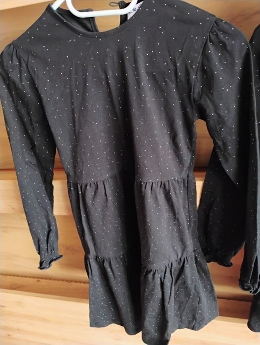 Sukienki dla blizniaczek