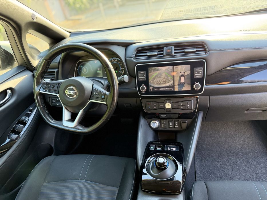 NISSAN LEAF 100% ELÉCTRICO
