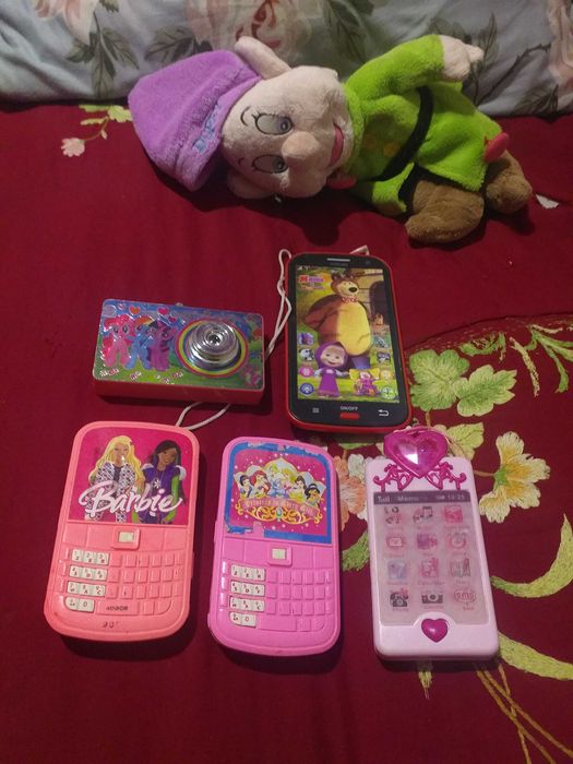 Продам телефон дитячий