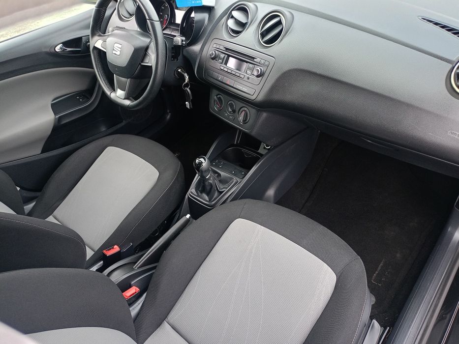 Seat Ibiza 1,4 MPI, 85 KM, Rok 2015, Rezerwacja,