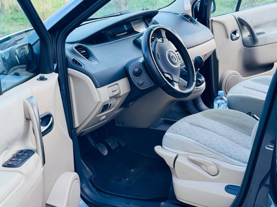 Продам Renault Scenic