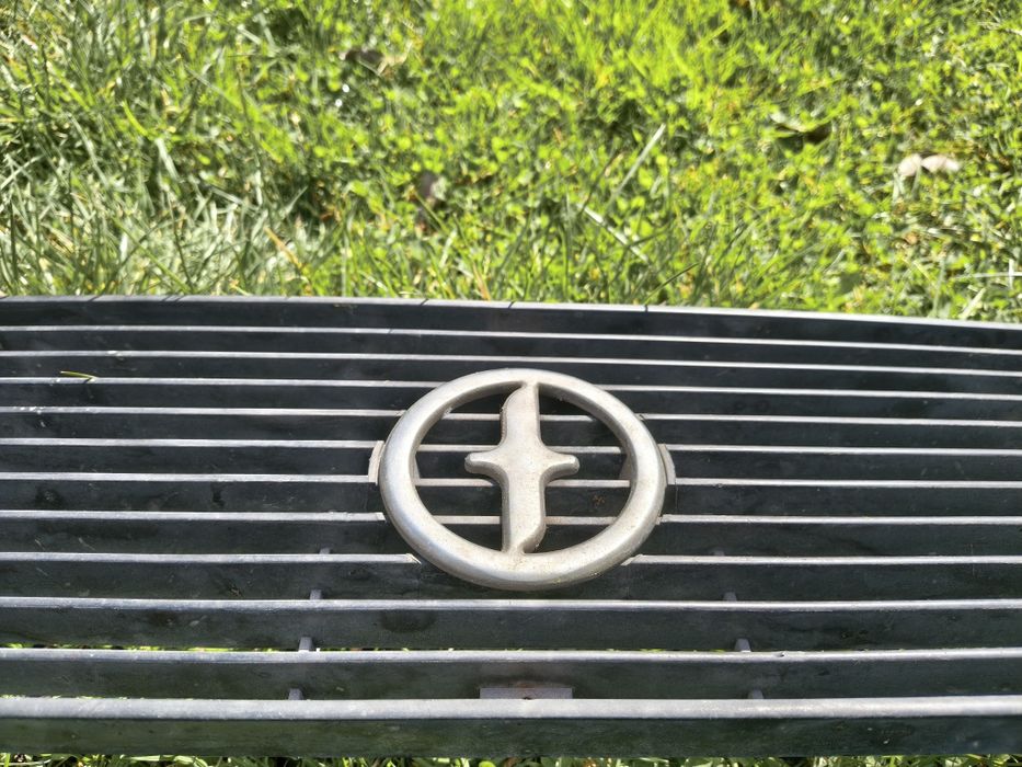 Grill duży fiat 125p