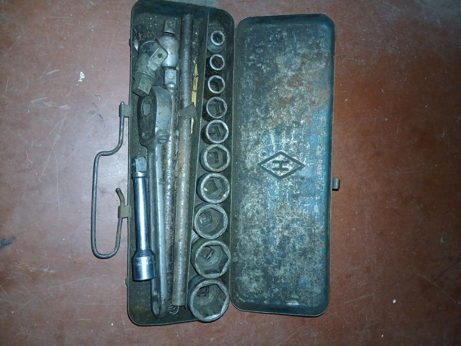 Продам  набор головок ссср