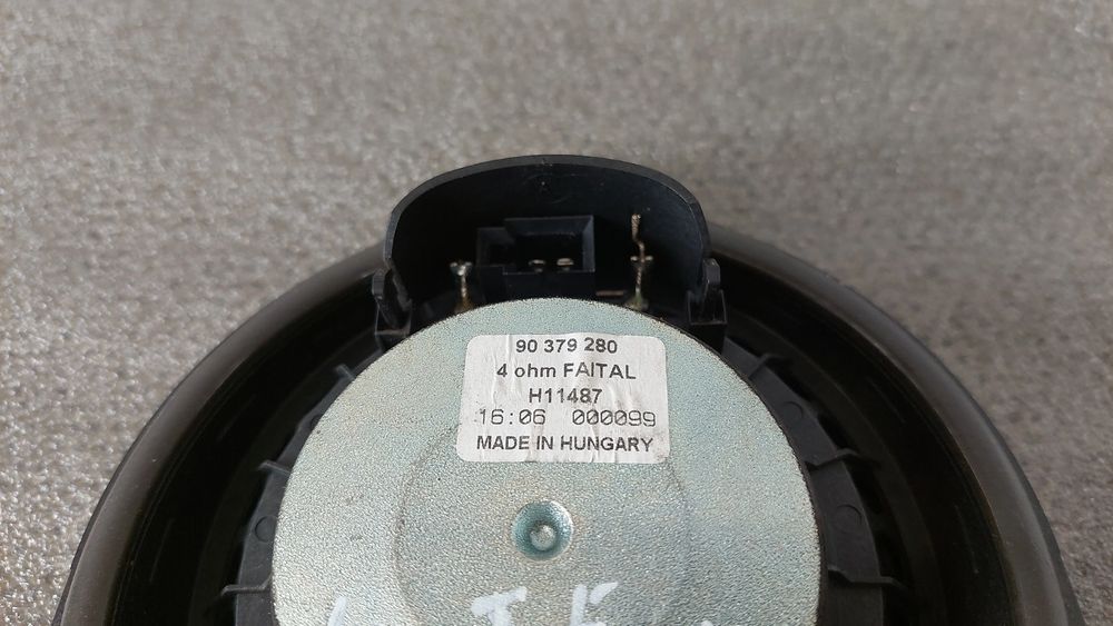 Coluna de som OPEL Corsa E