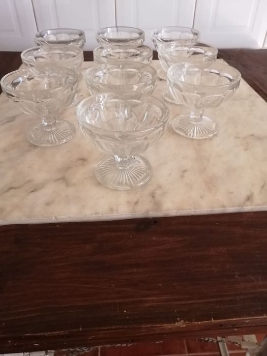 conjunto de 10 taças de gelado
