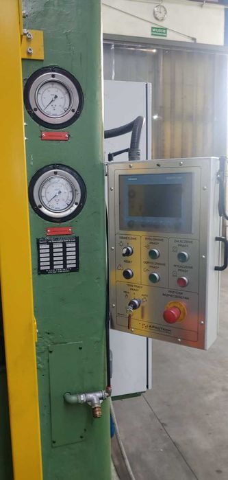 Prasa hydrauliczna Muller 160 ton