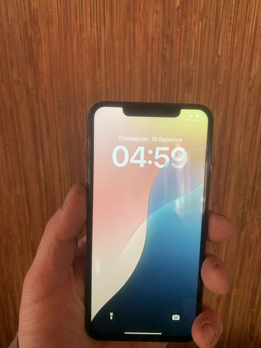 Продам Iphone 11pro max