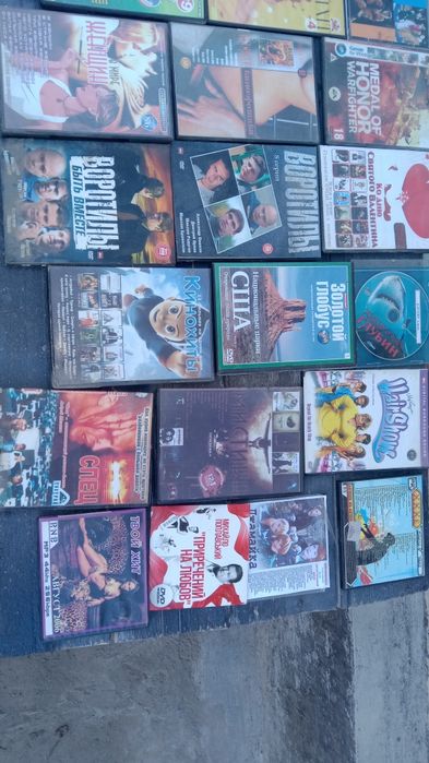 DVD диски фільми кіна музика караоке