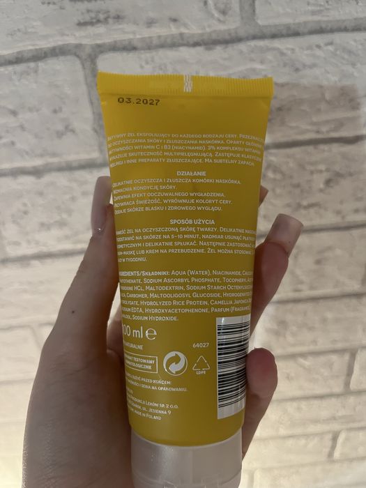 Ziaja witamina CB3 Niacynamid peeling do twarzy 100 ml