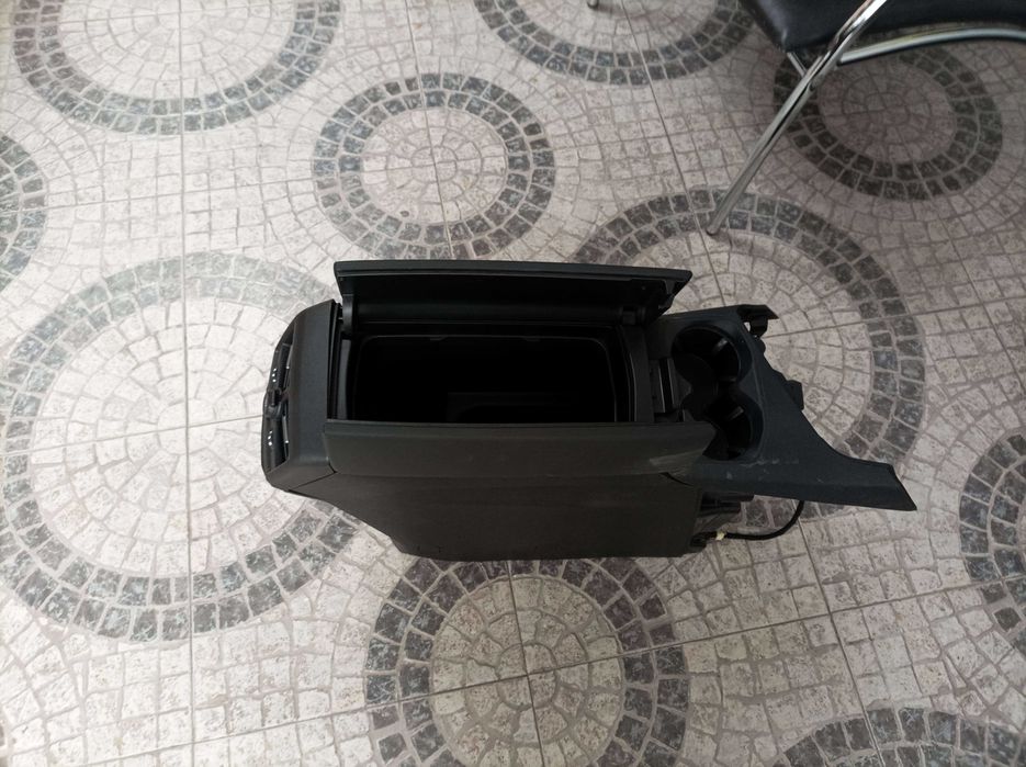 Consola central Peugeot 3008 II